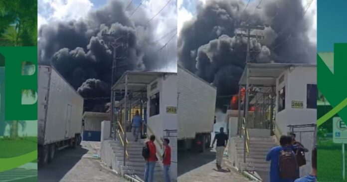 video:-galpao-de-empresa-e-tomado-por-incendio-de-grandes-proporcoes-em-simoes-filho