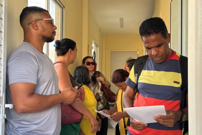 terceirizados-dizem-que-empresa-fez-demissao-em-massa-nesta-6a-feira