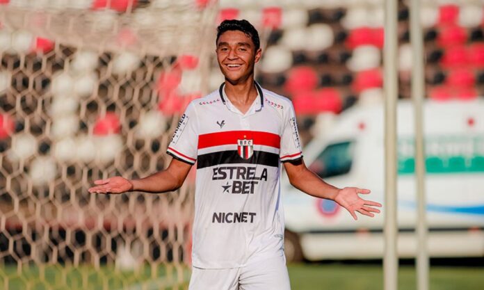 jogador-do-bragantino-que-sofreu-acidente-na-anhanguera-inicia-retirada-de-ventilacao-mecanica