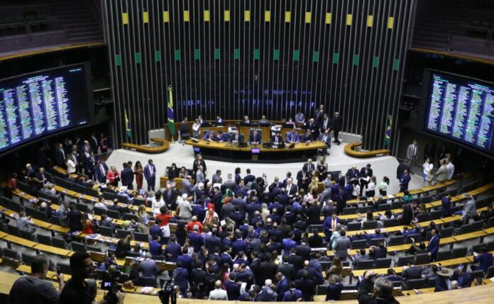 presidencia-camara-nega-adiamento-e-cmo-confirma-votacao-do-orcamento-para-proxima-semana