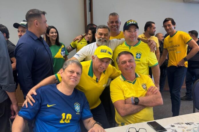parlamentares-do-df-no-ato-por-anistia:-veja-quem-compareceu