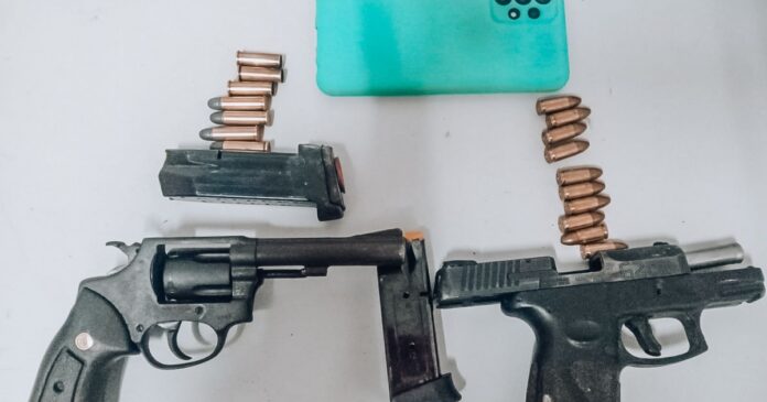 pm-apreende-armas-de-fogo-em-mata-de-sao-joao