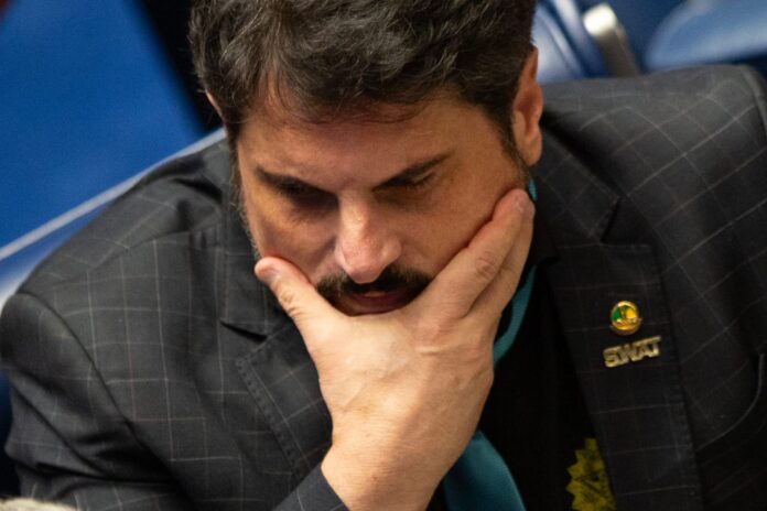 marcos-do-val-vira-assunto-em-reuniao-de-lideres-do-senado