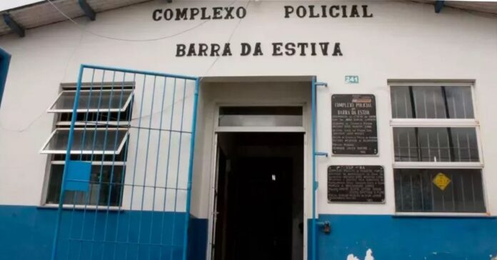 homem-e-preso-por-ameacar-companheira-com-espingarda-artesanal-em-barra-da-estiva