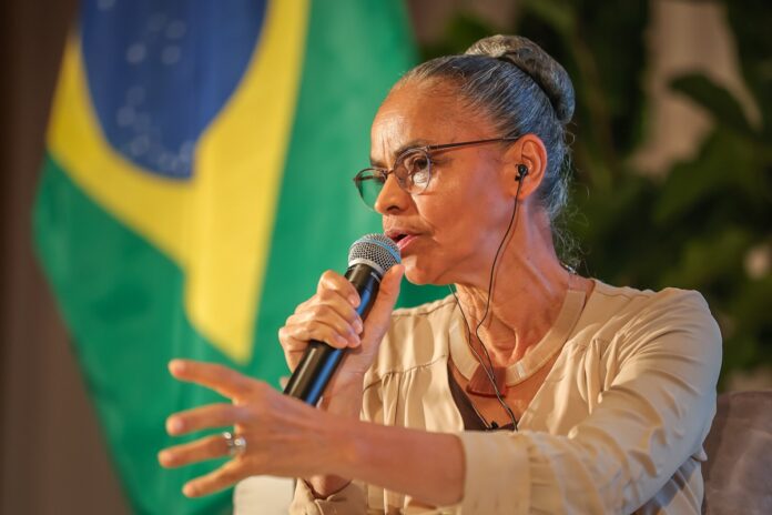 marina:-trump-causa-“forca-gravitacional-negativa”-na-agenda-do-clima