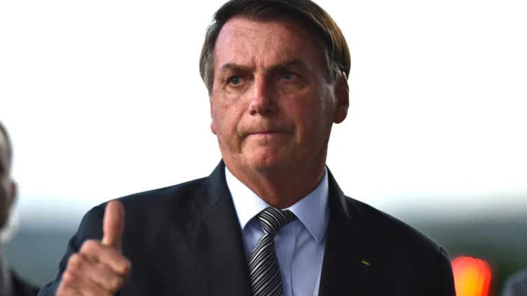 bolsonaro-pode-pedir-asilo-a-uma-embaixada-para-nao-ser-preso?-entenda