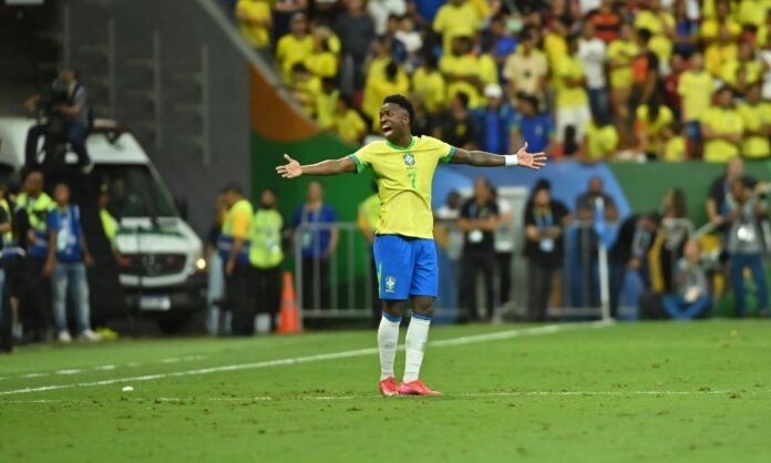 vinicius-junior-decide,-brasil-vence-colombia-e-sobe-para-2a-posicao-nas-eliminatorias