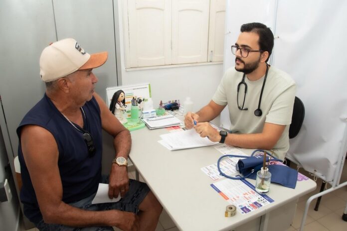 projeto-12-por-8-leva-avaliacao-cardiovascular-aos-moradores-de-teixeira-de-freitas