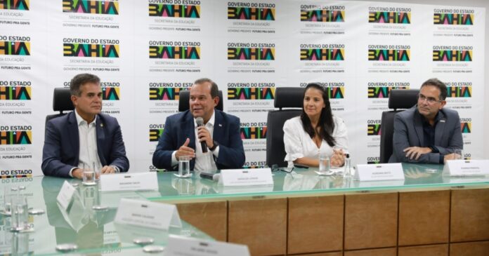 geraldo-junior-anuncia-programa-de-cnh-gratuito-para-populacao-de-baixa-renda