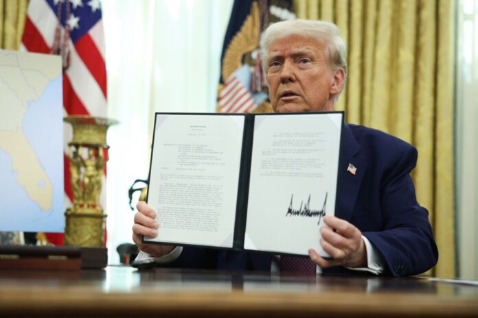trump-anuncia-contrato-com-boeing-para-producao-de-caca-‘mais-letal-ja-criado’