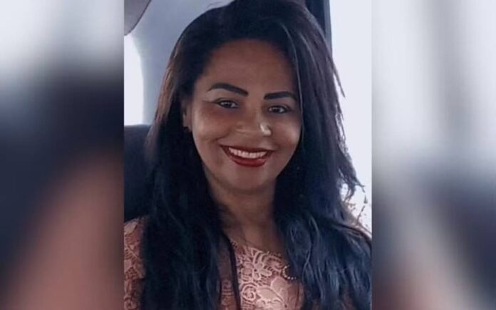 go:-mulher-de-46-anos-morre-apos-fazer-duas-cirurgias-plasticas