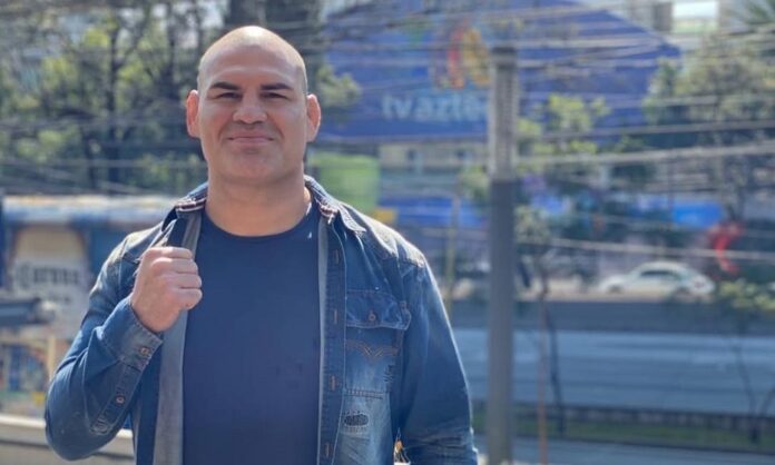 cain-velasquez,-ex-campeao-do-ufc,-e-condenado-a-cinco-anos-de-prisao-nos-eua
