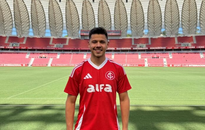 apos-trocar-o-botafogo-pelo-inter,-oscar-romero-diz-que-clube-gaucho-‘e-capaz-de-lutar-por-tudo’