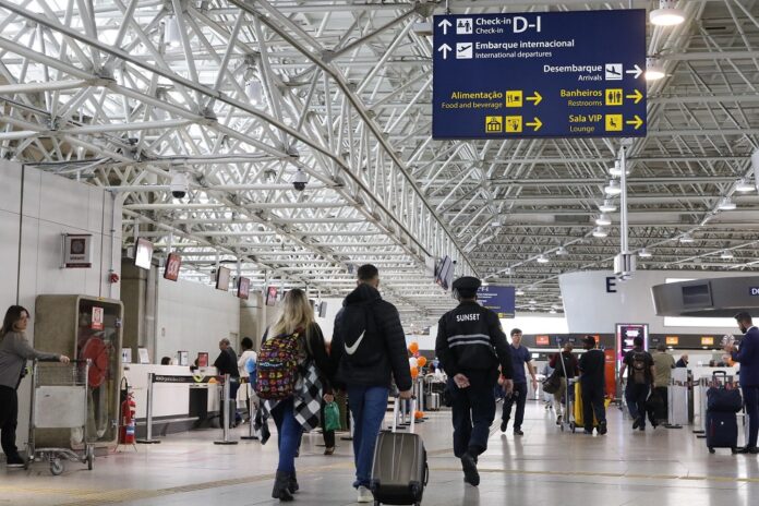 preco-das-passagens-aereas-sobe,-em-media,-118%-desde-a-pandemia