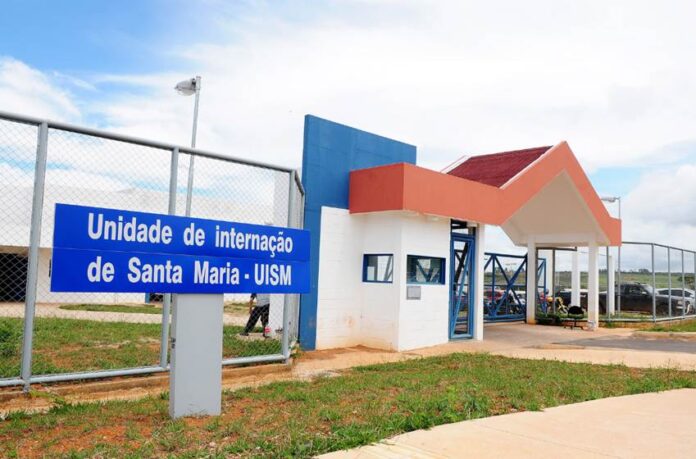 reeducandos-sao-presos-apos-incendiarem-unidade-de-internacao-no-df
