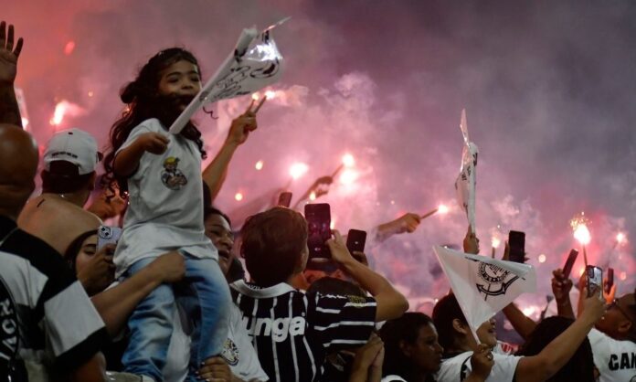 corinthians-bate-recorde-de-publico-na-arena-em-final-contra-o-palmeiras