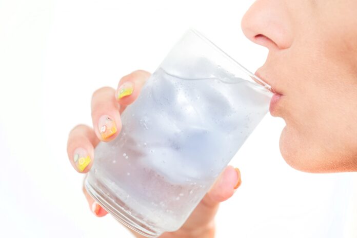 estado-dos-eua-proibe-uso-de-fluor-em-agua-potavel-publica