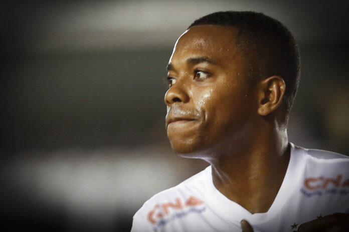 gilmar-mendes-pede-vista-e-suspende-julgamento-de-recurso-de-robinho