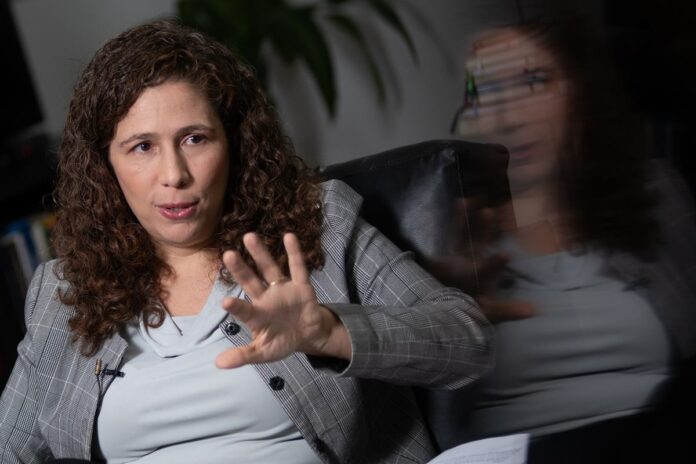 “nao-vamos-atender-demanda-por-reduzir-o-estado”,-diz-ministra-de-lula