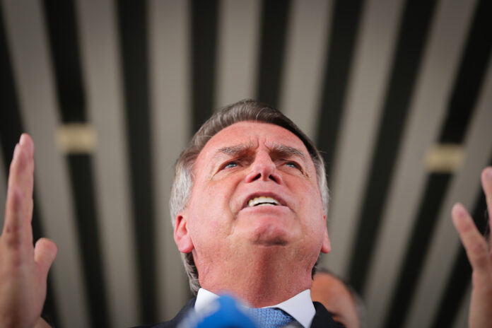 cem-anos-de-solidao-(por-andre-gustavo-stumpf)