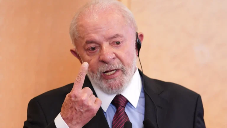 lula:-‘bolsonaro-quer-anistia-pois-sabe-que-fez-bobagens’