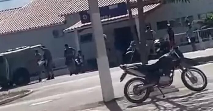 homem-morre-e-comparsa-e-preso-durante-acao-policial-em-riachao-do-jacuipe