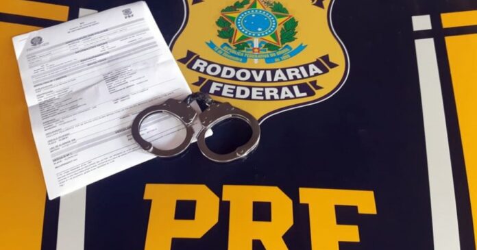 prf-prende-em-feira-de-santana-foragido-da-justica-por-nao-pagar-pensao