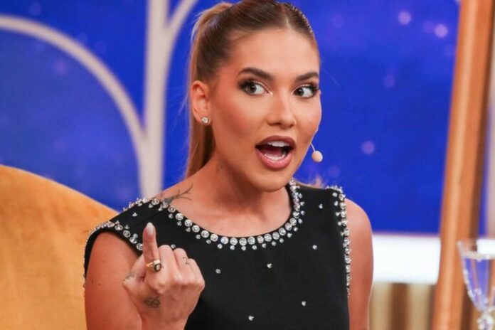 virginia-reage-a-videos-antigos-dancando-funk:-“deixa-la-atras”