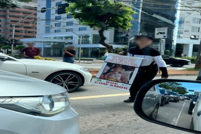 mulher-fingia-ser-avo-de-crianca-doente-para-pedir-doacoes-em-semaforo
