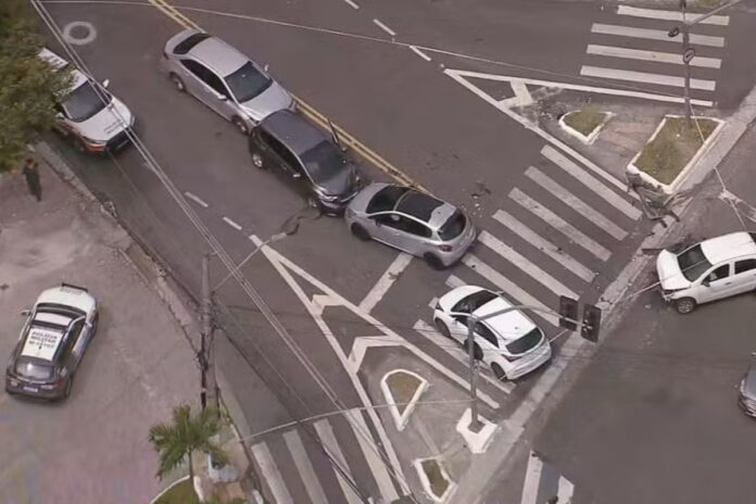 sp:-discussao-termina-com-homem-baleado-e-causa-acidente-com-5-carros