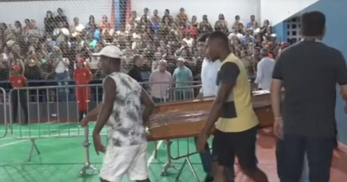 ruy-barbosa-se-despede-de-11-vitimas-de-acidente-em-velorio-coletivo