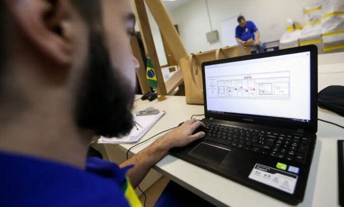 novas-regras-para-emissao-de-notas-fiscais-por-meis-comecam-a-valer-nesta-terca