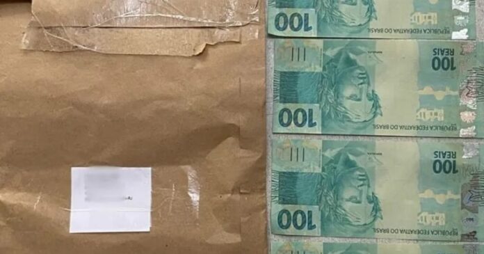 policia-apreende-adolescente-com-r$-500-em-cedulas-falsas-no-oeste-baiano