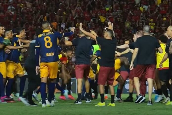 final-do-campeonato-pernambucano-termina-em-pancadaria.-assista