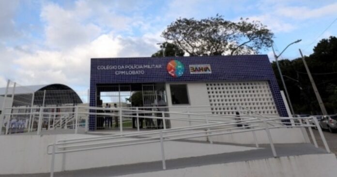 estudantes-passam-mal-durante-solenidade-em-colegio-da-pm-de-salvador