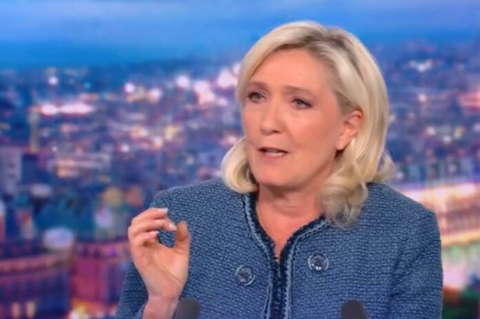 em-manifestacao,-le-pen-reafirma-que-condenacao-foi-“decisao-politica”