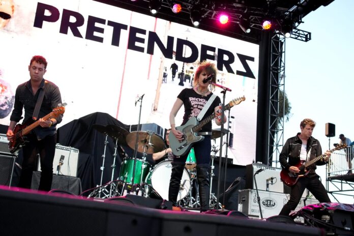 pretenders-fez-show-em-prol-de-vitimas-de-guerra:-relembre