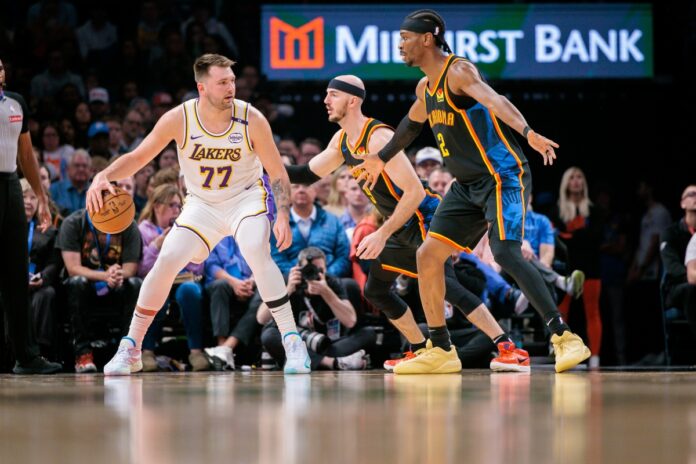 los-angeles-lakers-domina-ofensivamente-e-vence-okc