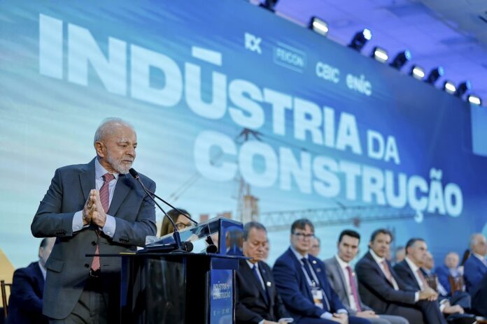 lula-chama-tarifas-de-trump-de-‘cavalo-de-pau’-e-afirma-que-‘nao-vai-dar-certo’