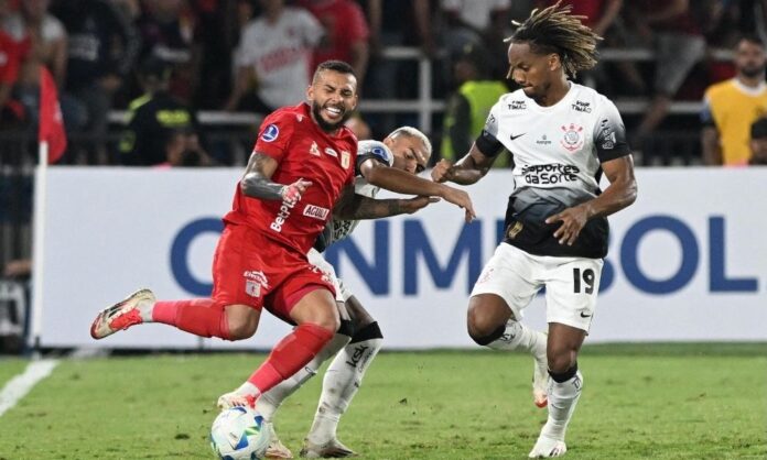 corinthians-marca-no-fim-e-empata-com-america-em-cali-pela-sul-americana