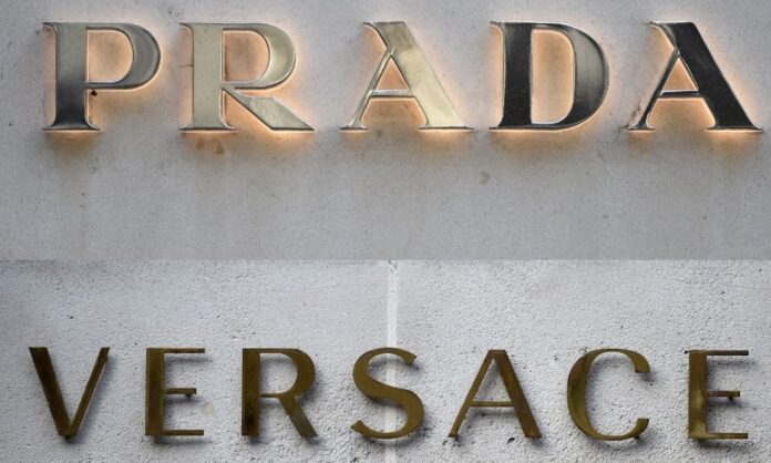 prada-compra-versace-por-mais-de-r$-8-bilhoes-e-cria-gigante-de-luxo-bilionaria