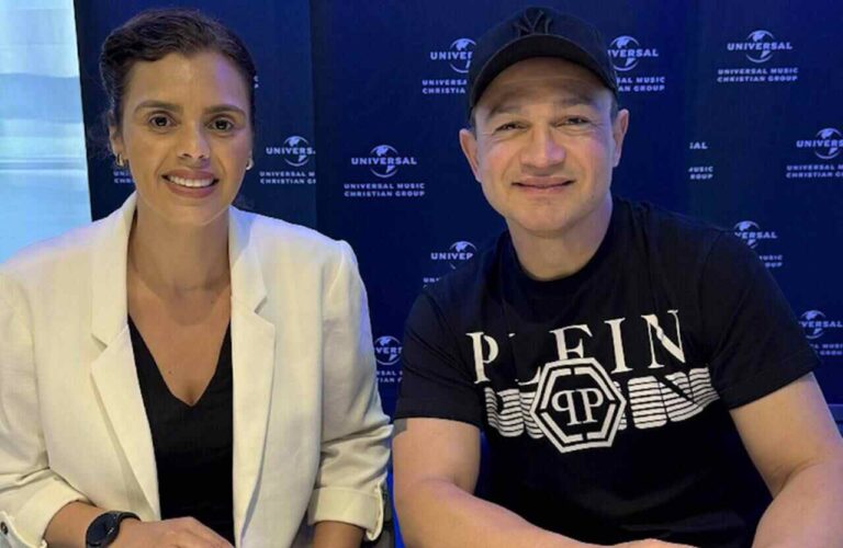 davi-sacer-deixa-a-todah-e-assina-com-a-universal-music