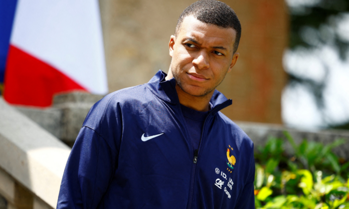 advogados-de-mbappe-confiscam-55-milhoes-de-euros-do-psg