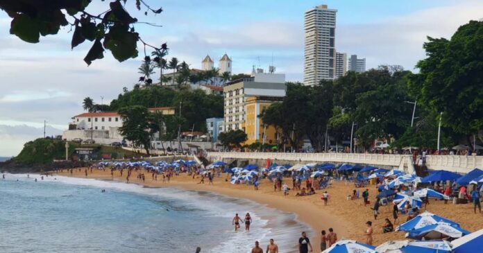 salvador-possui-9-praias-improprias-para-banho-neste-final-de-semana