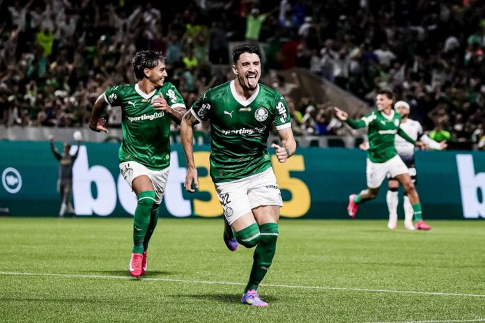 palmeiras-bate-corinthians-com-dois-golacos-e-assume-a-lideranca-provisoria-do-brasileirao