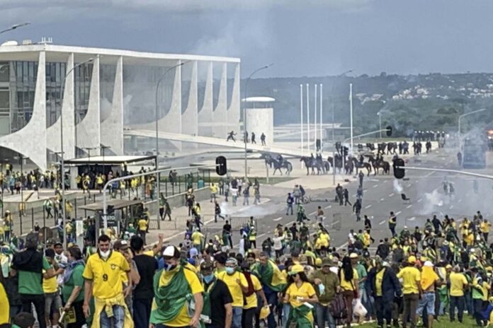 pf-prepara-nova-ofensiva-contra-reus-foragidos-do-8/1-na-argentina