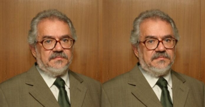 lula-assina-aposentadoria-de-alcino-de-felizola,-desembargador-do-trt-ba