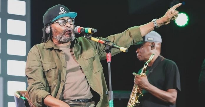 edson-gomes-pode-receber-honraria-na-camara-de-vereadores-de-salvador;-saiba-mais