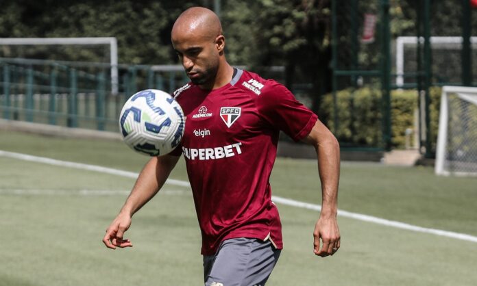 lucas-moura-deve-retornar-ao-time-do-sao-paulo-no-fim-de-abril