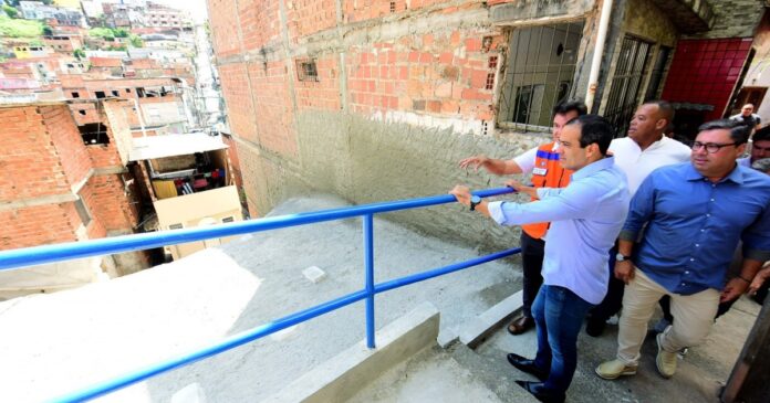 prefeitura-entrega-mais-duas-contencoes-de-encosta-e-chega-a-551-areas-protegidas-em-salvador